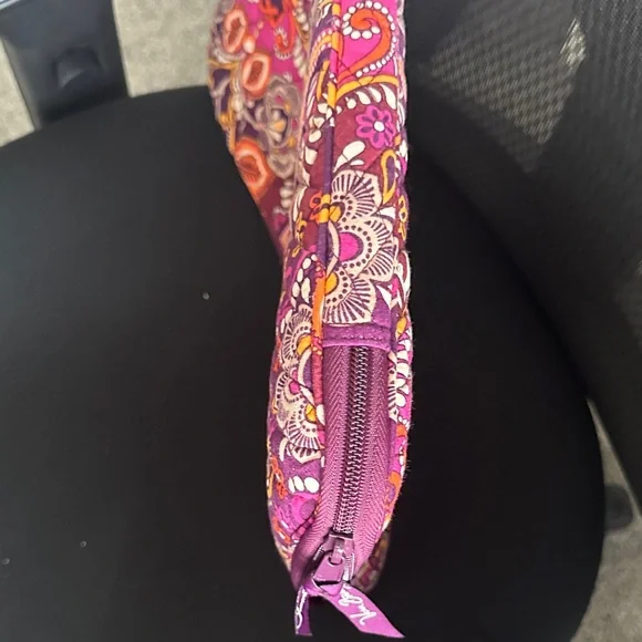 Vera Bradley Safari Sunset Laptop Bag - Picture 8 of 10